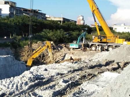 国产吊车陷入沼泽视频大全,惊心动魄的救援纪实