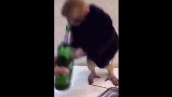 喝醉酒国产在线视频