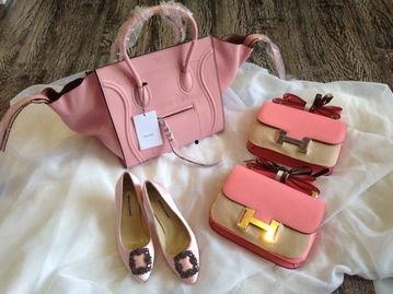 国产裙子包包视频大全,国产裙子包包视频大全精选集锦  第1张