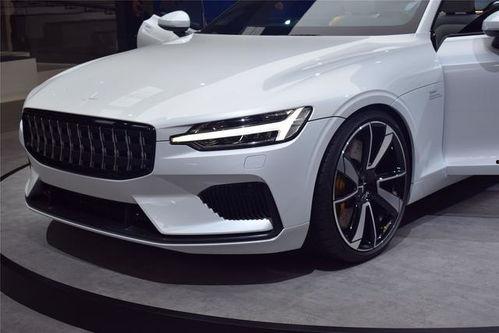 阿斯顿跑车视频国产版,传承经典，焕新出发